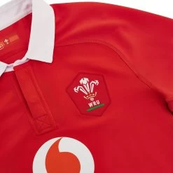 MACRON Wales Mens Bodyfit Home Rugby Shirt - Short Sleeve 2024 10 MACRON Wales Mens Bodyfit Home Rugby Shirt - Short Sleeve 2024 -Rugby Apparel 58575327 03