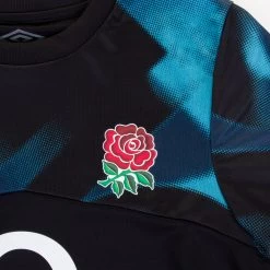 UMBRO England Kids Rugby Training Shirt - Short Sleeve Black 2023 -Rugby Apparel eng k training shirt blk badge